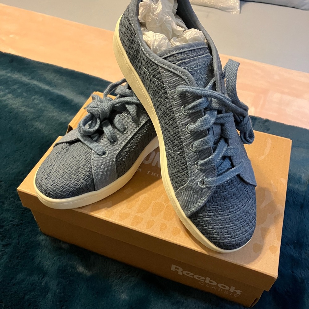 Reebok - Cotton + Corn  sneakers size 8